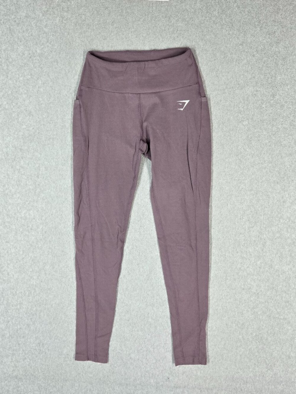 Gymshark Women Activewear Pants XS Purple Leggings Pockets Logo 26" Inseam